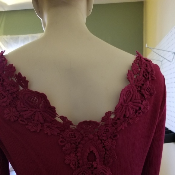 rue 21 Long Sleeves Top - Picture 4 of 7